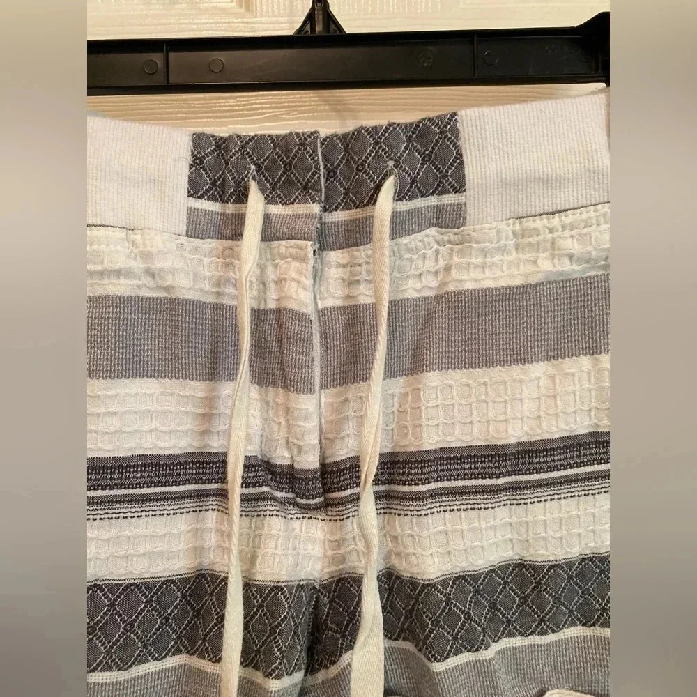 Ann Taylor Loft shorts size 4